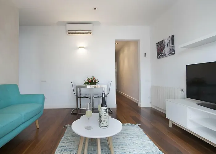 Apartment Tendency Rambla Del Poblenou Barcelona
