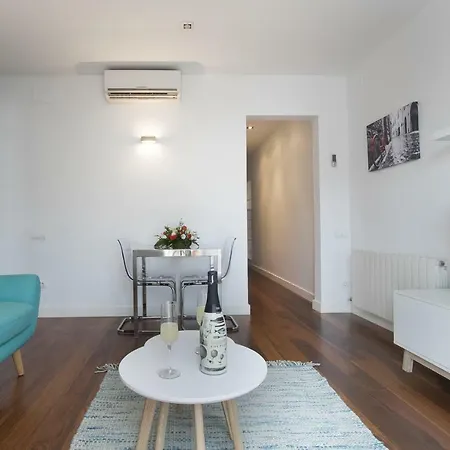 Apartament Tendency Rambla Del Poblenou Barcelona